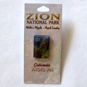 NEW ZION NATIONAL PARK WALTER’S WIGGLES TRAIL ANGELS LANDING ENAMEL PIN ON CARD
